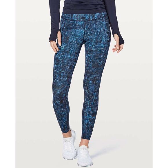 Lululemon blue city lights pattern fast & free leggings - Picture 6 of 6